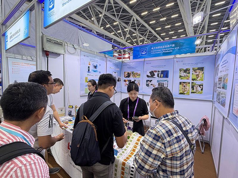 第139届广交会进行时：联合智能D馆17.2B43展位迎来全球客商！